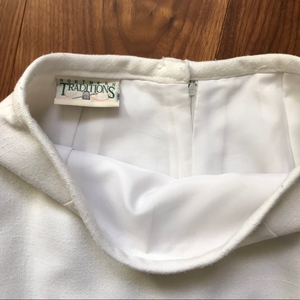 Vintage white skirt 🤍 - Picture 4 of 6